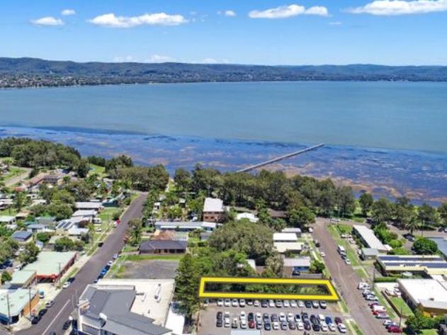 9 Thompson St, Long Jetty sold for $475,000.