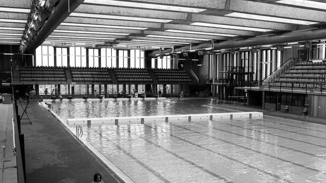 Warringah Aquatic Centre in October 1979. Photo Manly Daily