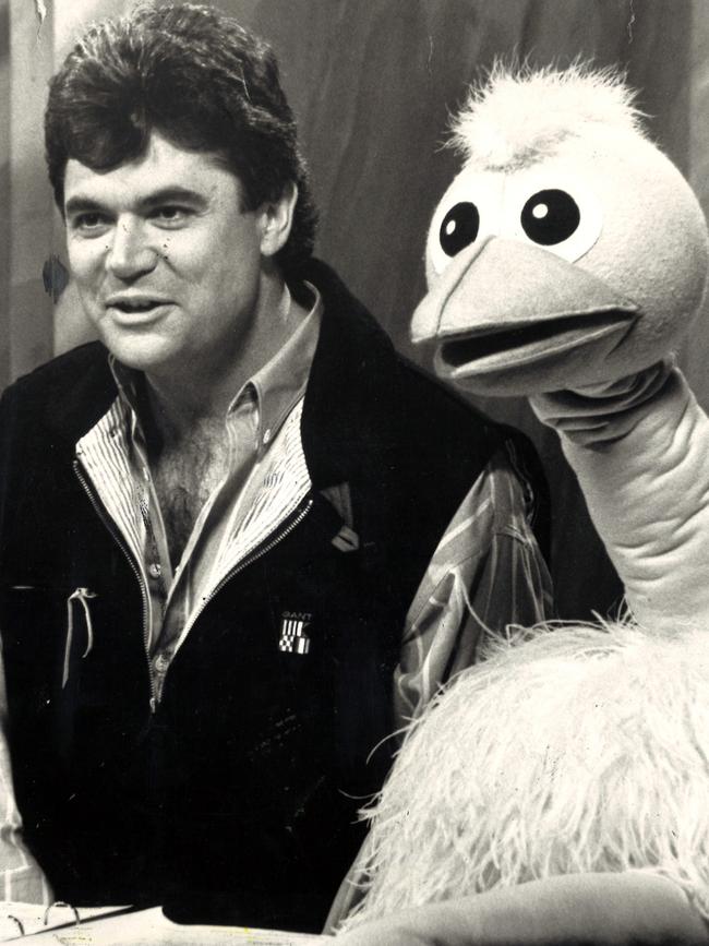 Daryl Somers and Ossie Ostrich of TV program Hey Hey It’s Saturday, 1988.