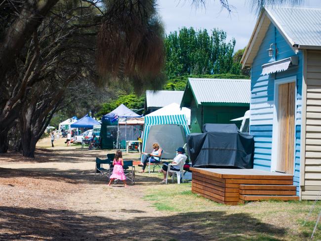 Rye foreshore reserve is near to Rye village and boat ramps.