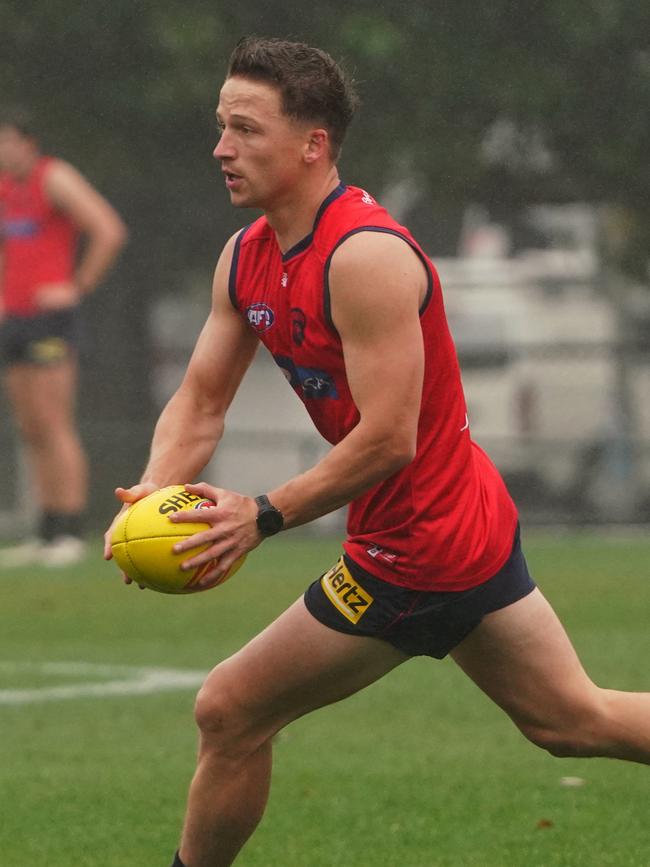 Former Saint Jack Billings was there, too. Picture: Tess Gellie/Melbourne FC