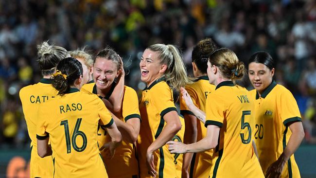 The Matildas celebrate their win in Gosford. Picture: Saeed KHAN / AFP