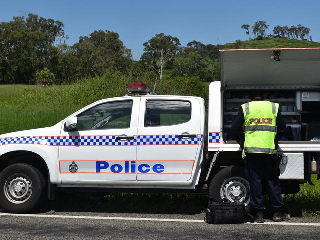 Police managed traffic after a fatal crash on Hay Point Rd, near Alligator Creek.  Generic. Photo: Zizi Averill