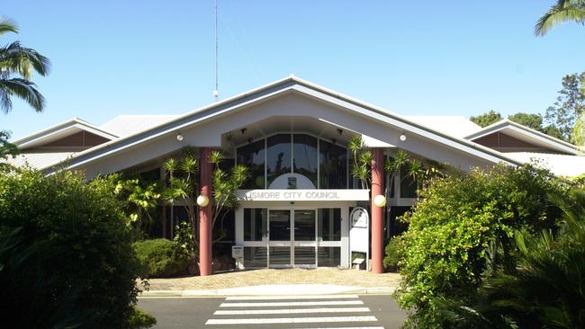 Councilors were called to an extraordinary council meeting over a motion to remove the community from their say in Lismore’s future.