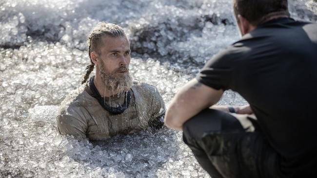 Kenny didn’t mind the ice bath challenge … but had trouble stomaching the oats.