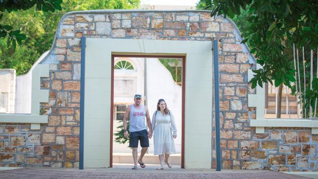 Tourists Phil and Tammy Turner from Adelaide out and about in Darwin. Picture GLENN CAMPBELL