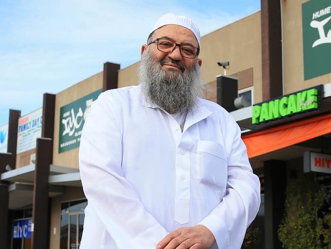 12/11/18 Sheik Mohammed Omran pictured at the Hime Islamic Youth Centre in Coolaroo. Aaron Francis/The Australian