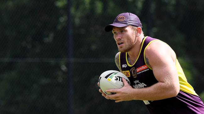 Matt Lodge will come up against new role model Russell Packer in Campbelltown