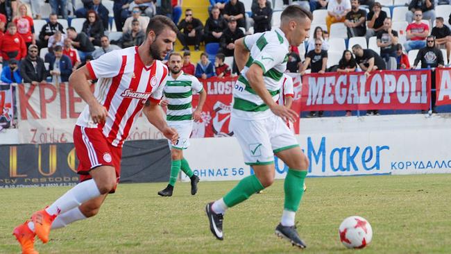 SA-born Meni Haralampopoulos, in action for Greek side Acharnaikos, has signed for Cumberland United. Picture: Supplied