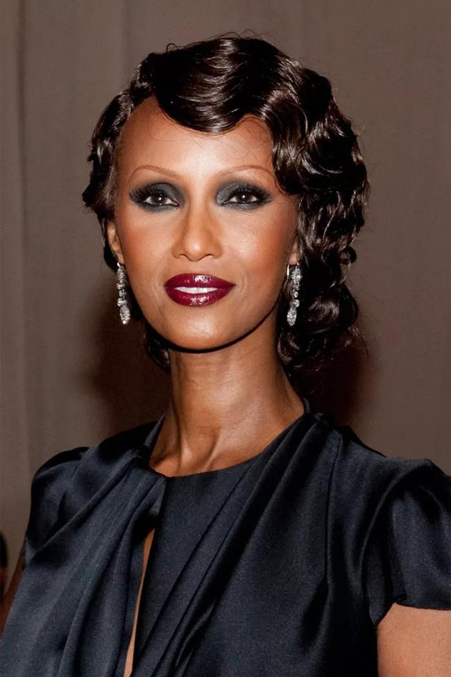 Iman attends the 2010 Met Gala.