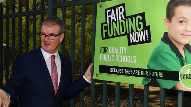 Michael Daley unveiled a plan to build or upgrade 204 schools. Picture: AAP 