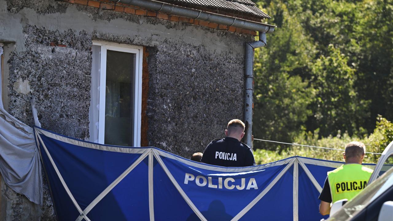 Colleagues of Paulina were the ones who informed social services about her situation. Picture: Adam Warzawa/EPA/AAP