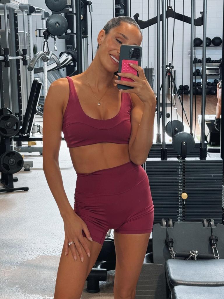 The mum-of-two in particular has an issue with ‘glute workouts' that are created to flash and flaunt a booty for views. Picture: Instagram/KaylaItsines