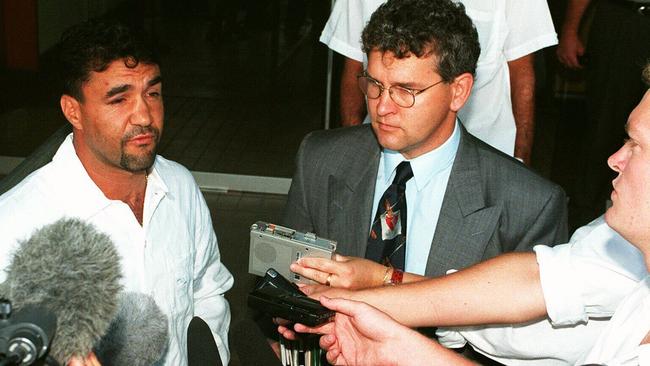 Bill Potts with boxer Jeff Fenech in 1997.