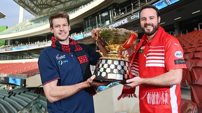 Former Norwood player Brady Dawe (left). Picture: Keryn Stevens