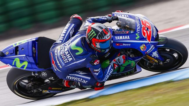 Spanish MotoGP rider Maverick Vinales of the Movistar Yamaha MotoGP team rides during the training Motorcycling Grand Prix of Assen held at TT circuit in Assen, on 23 June 2017. / AFP PHOTO / ANP / Vincent JANNINK / Netherlands OUT