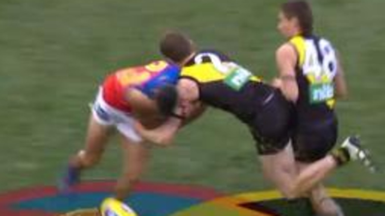 Were these tactics from Dylan Grimes on Charlie Cameron legal?