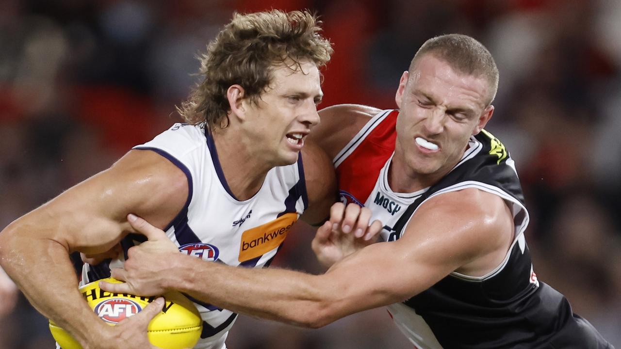 Nat Fyfe could not get into the contest. Picture: Darrian Traynor/Getty Images