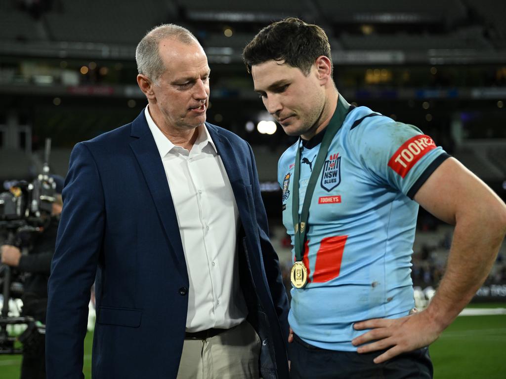 (L-R) NSW coach Michael Maguire congratulates Mitch Moses after Origin II.