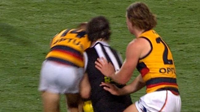 David Mackay’s bump on Hunter Clark. Picture FOX SPORTS