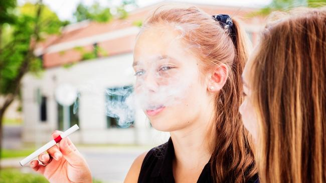 Contrary to what opponents of e-cigarettes claim, one smoking expert says they may actually be reducing adolescent smoking rates. (Pic: iStock)