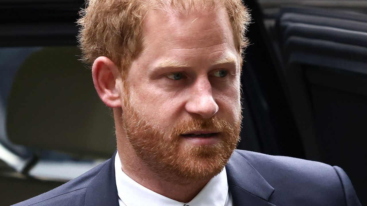 Prince Harry Was ‘furious’ And Teary-eyed When He And Meghan Markle ...