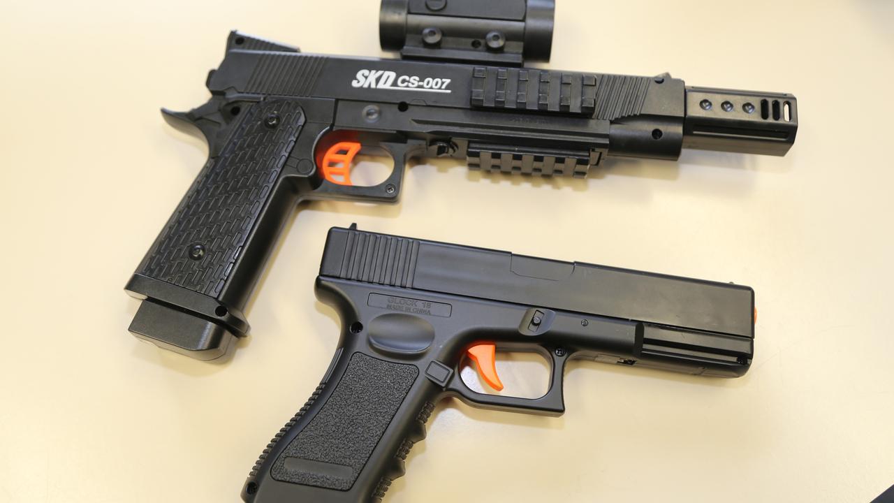 roseville-man-charged-after-police-seize-replica-gel-guns-daily