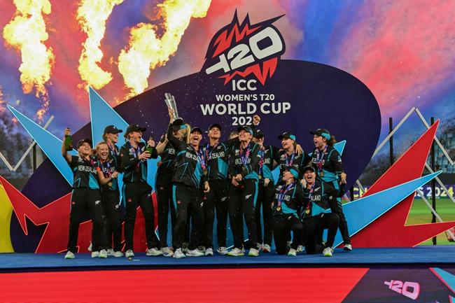 New Zealand won their first T20 World Cup title with a 32-run win over South Africa in Dubai