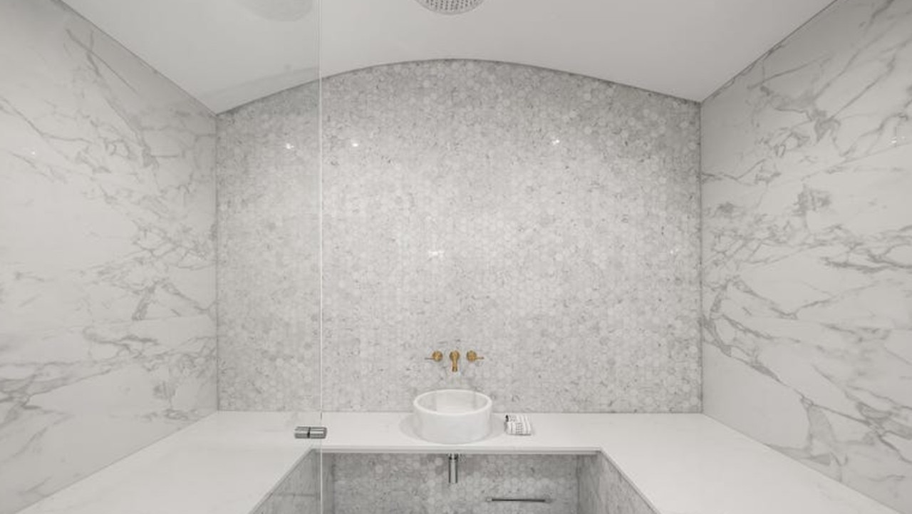 The marble steam room at 51 Hillview Pde, Ashmore.