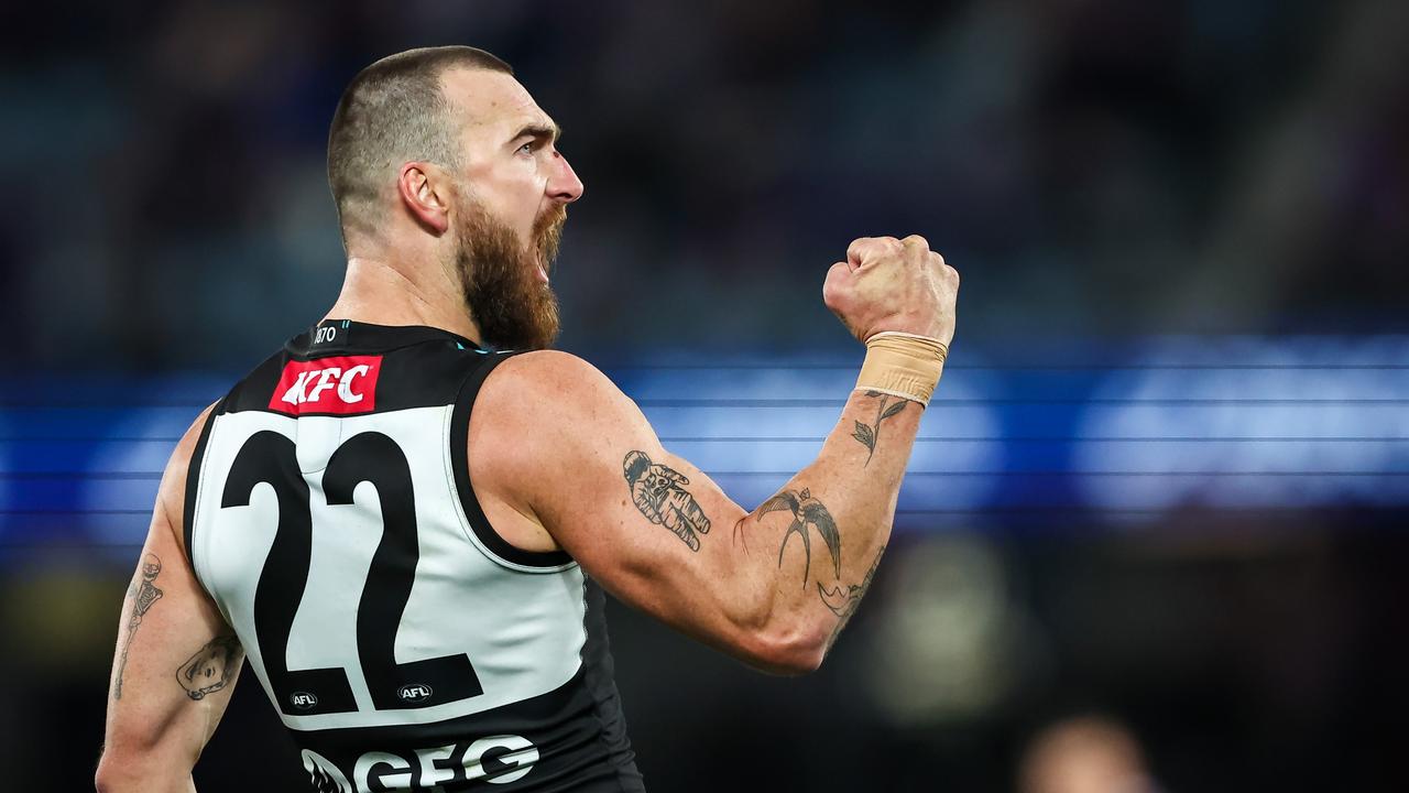 Charlie Dixon will be available for the qualifying final. Picture: Dylan Burns/AFL Photos via Getty Images