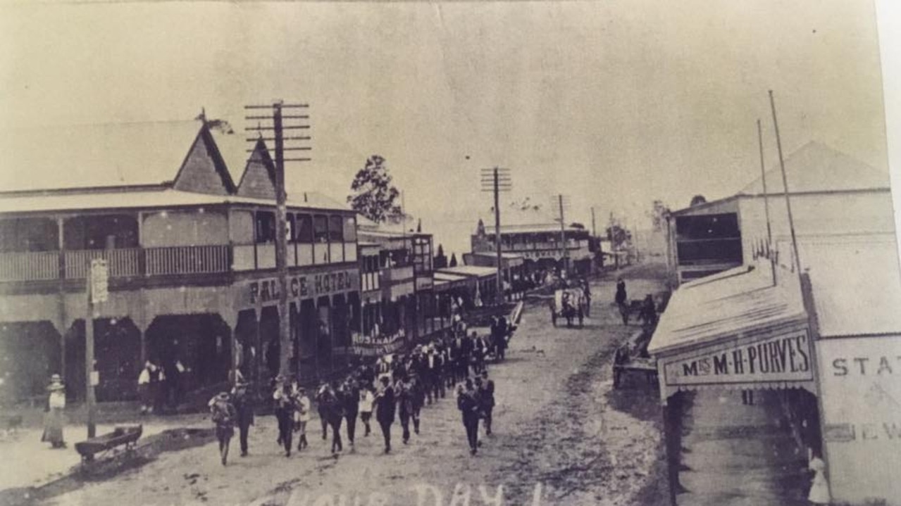 Palace Hotel, Main St, Proserpine.