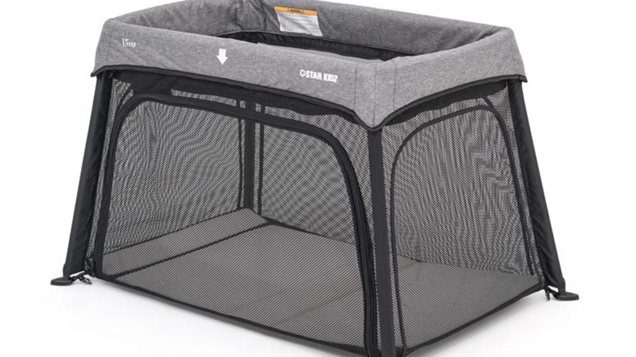 Amico light hotsell travel cot portacot