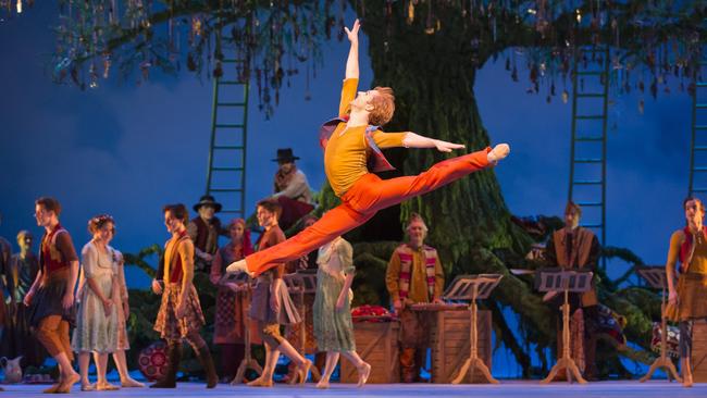 Fly in to Brisbane with Leader to enjoy The Royal Ballet’s performance of The Winter’s Tale and Woolf Works at QPAC.