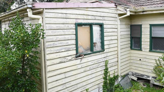 The house next to Ms Leszko’s has been abandoned for eight years. Picture: Lawrence Pinder