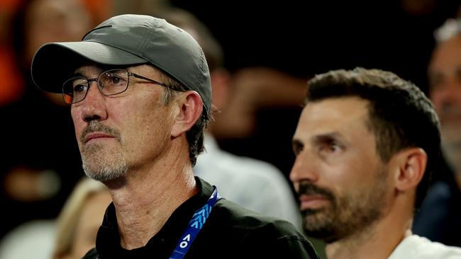 Darren Cahill and Simone Vagnozzi are coaching Jannik Sinner. (Photo by Cameron Spencer/Getty Images)