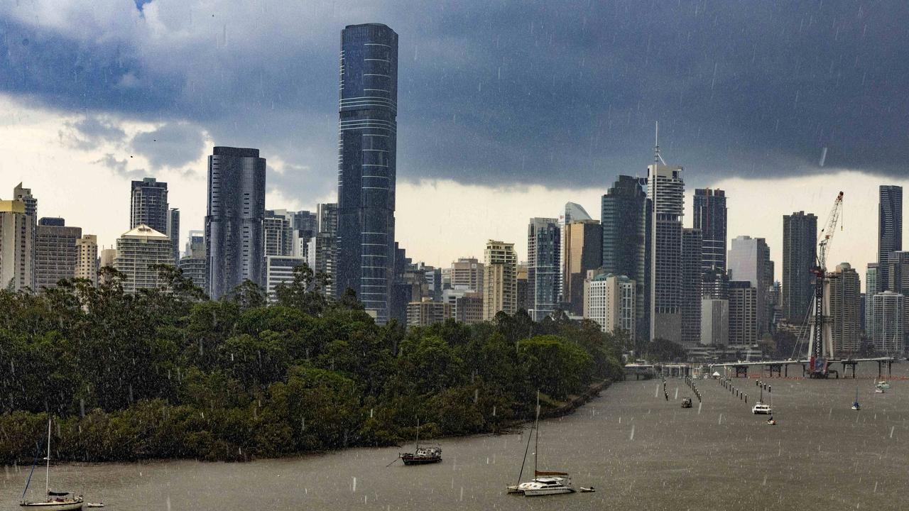 Severe Storms Set To Lash Southeast Queensland Over Christmas ...