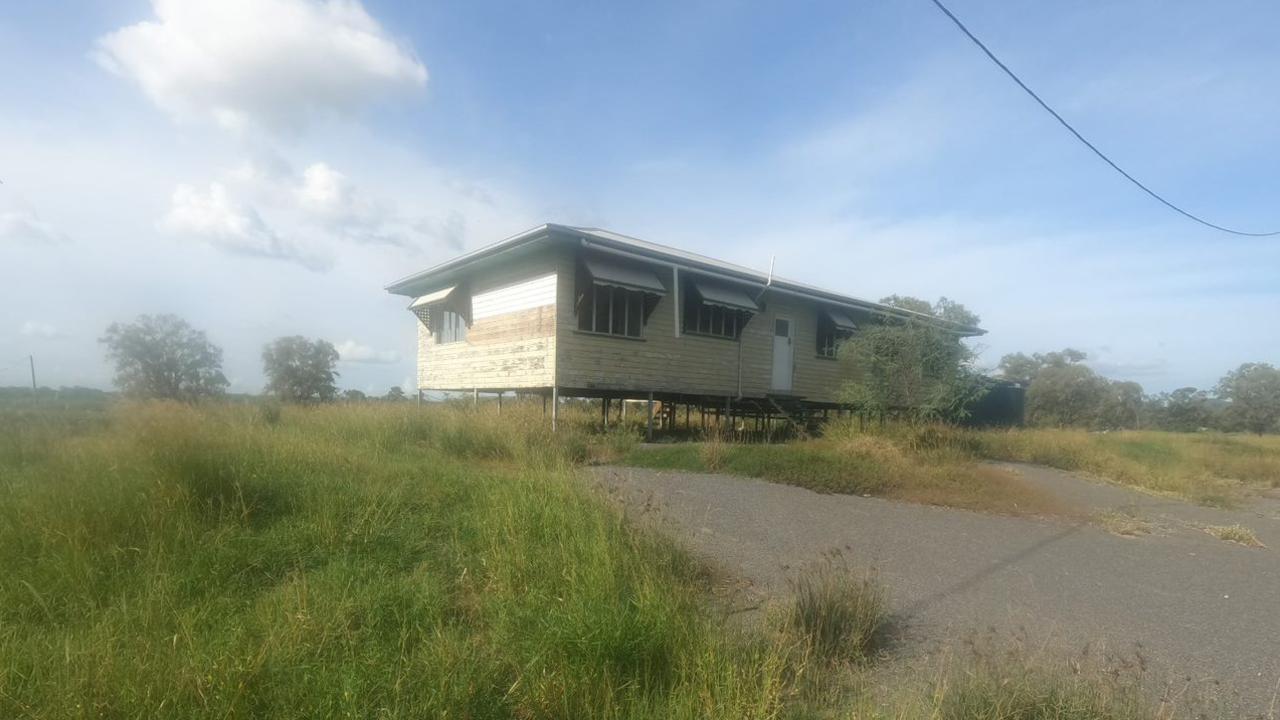 2 Six Mile Road, Pink Lily sold in 2021 for $893, 750.