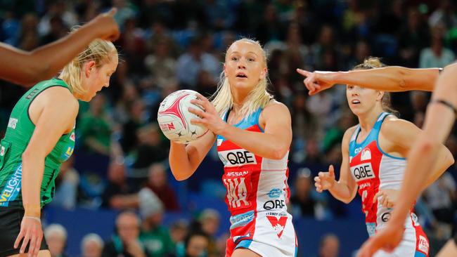 Tayla Fraser in action against West Coast Fever.