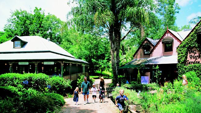 Tourists love wandering around Montville. (Picture: Tourism Queensland)