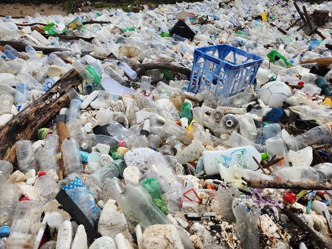 Locals across multiple Sydney suburbs have been met with confronting scenes, after mega storms flooded waterways with tonnes of rubbish waste. Picture: Facebook / Viv Polyblank