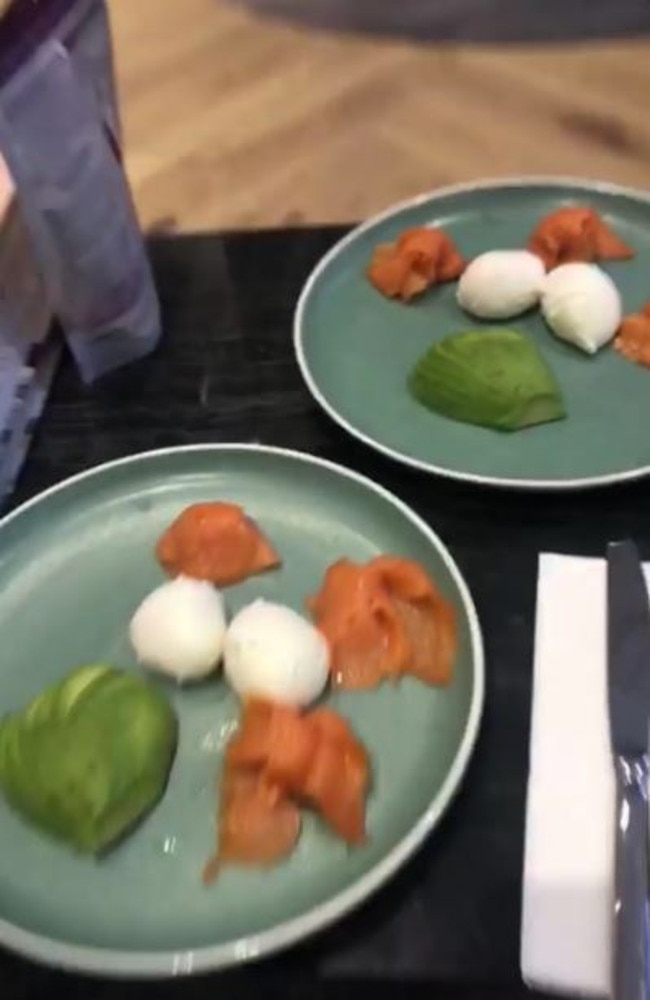 Elyse Knowles posted a video of her healthy breakfast before the Myer show on Thursday.