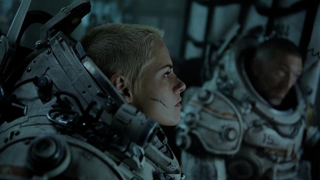 Kristen Stewart plays second fiddle to the exotic setting of the Mariana Trench in Underwater.