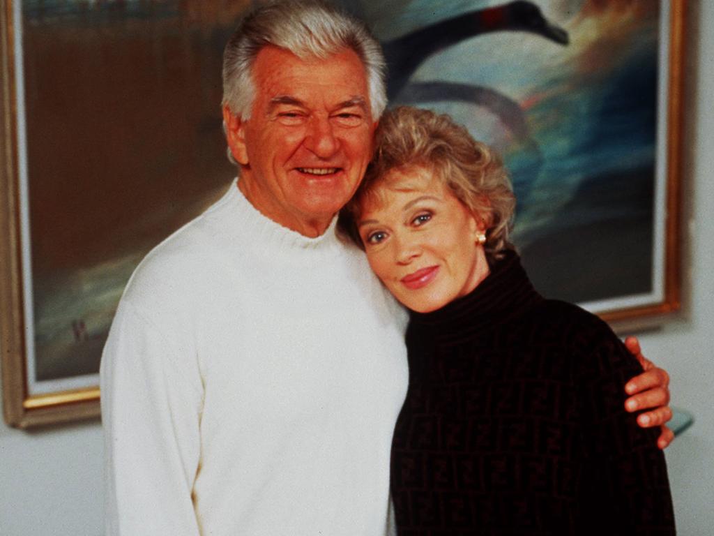 Blanche said she and Bob had to endure a lot from the media when their relationship went public.