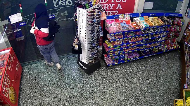 The portly bandit making his getaway after an unsuccessful attempt at robbing the console operator at United service station on Les Darcy Drive, South Maitland on August 27. Picture: Supplied.