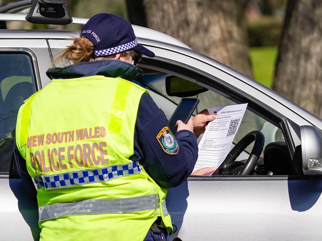 ALBURY NSW, AUSTRALIA - NewsWire PhotosAUGUST 25, 2020:NSW Deputy Premier John Barilaro making an announcement on NSW border controls in Albury today at the Albury Border Check point in Wodonga Place Albury.Police checking vehicles travelling from Victoria into NSW at the Albury check point.Picture: NCA NewsWire / Simon Dallinger