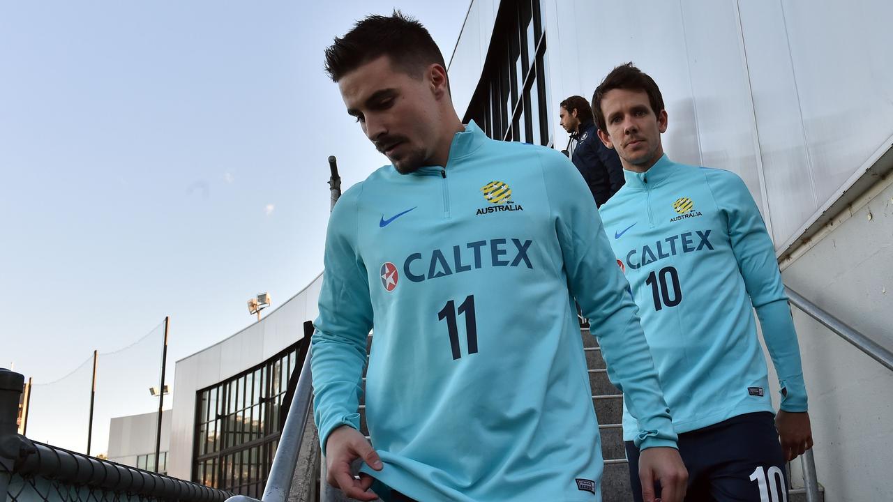 Robbie Slater reveals Jamie Maclaren (L) is set to be cut from the Socceroos squad