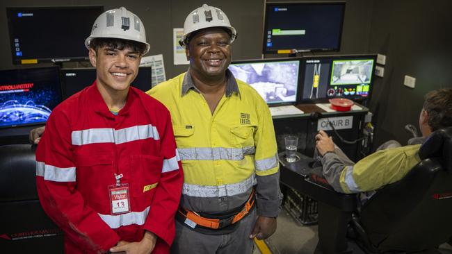 Ben Mills, one of eight high school students flown to the South32 Cannington Mine, with his mentor Tafara Chipamaunga.