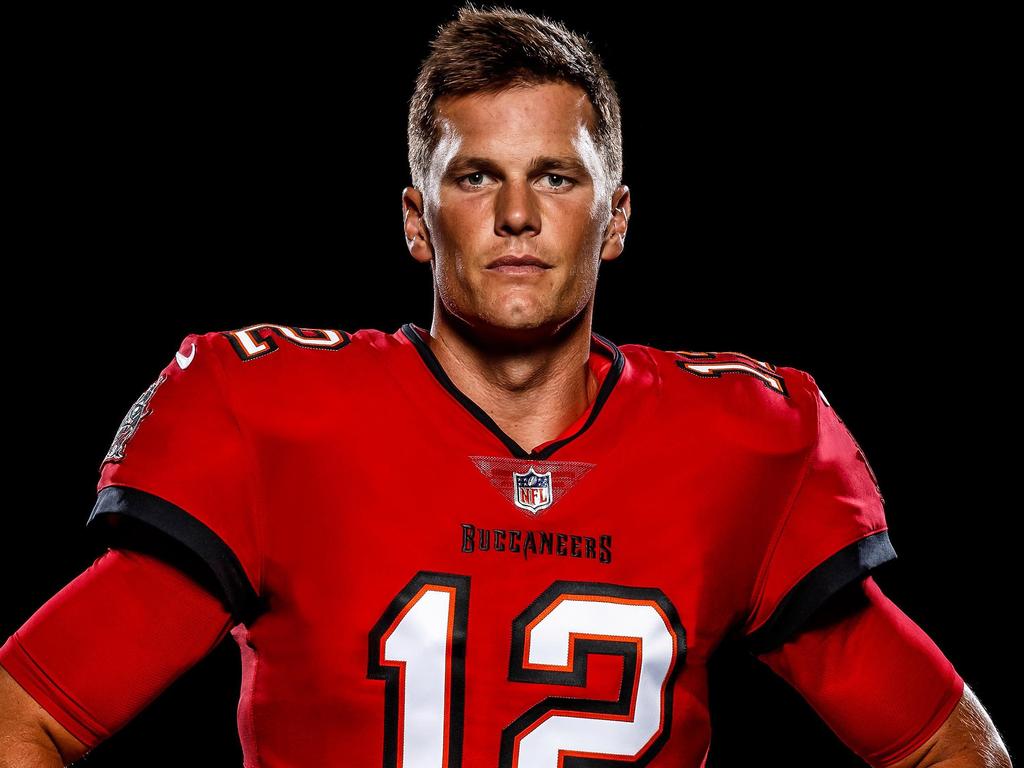 NFL news: Tom Brady jersey, Tampa Bay Buccaneers reveal