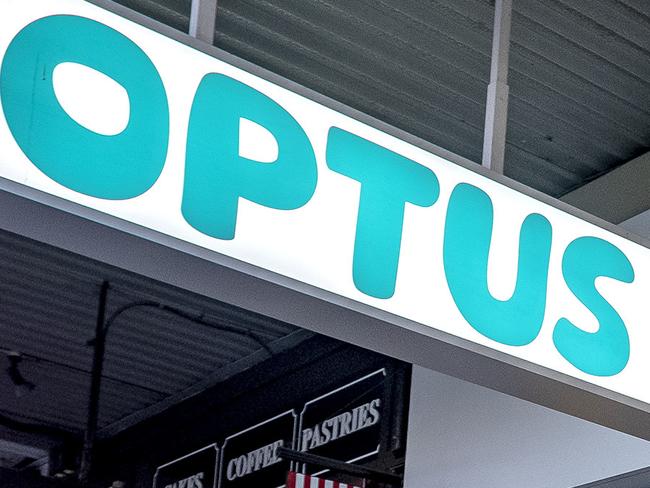 General photo of an Optus store in Melbourne, Australia, Tuesday, June 19, 2018. (AAP Image/Luis Ascui) NO ARCHIVING