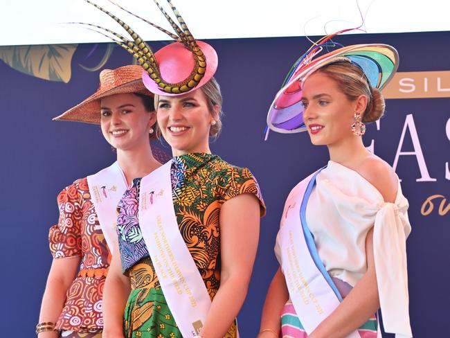 Mietta Russell, Hannah  Burns and Jaimee Bruggemann win the 2021 Darwin Cup Fashions on the Field competition. Picture: Julianne Osborne